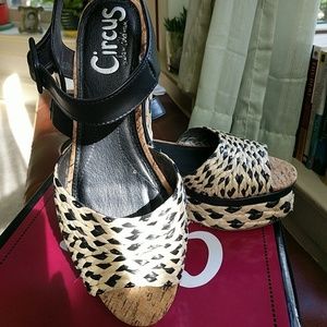 Black & Natural sandal